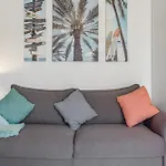 L'allegria - Peaceful - Sea - Private Car Park Apartment *