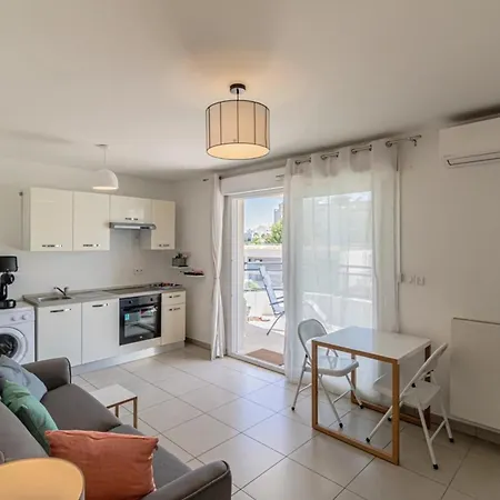 L'allegria - Peaceful - Sea - Private Car Park Apartament *