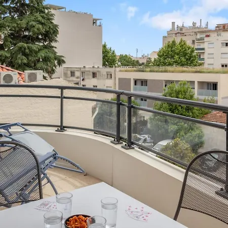 L'allegria - Peaceful - Sea - Private Car Park Apartment