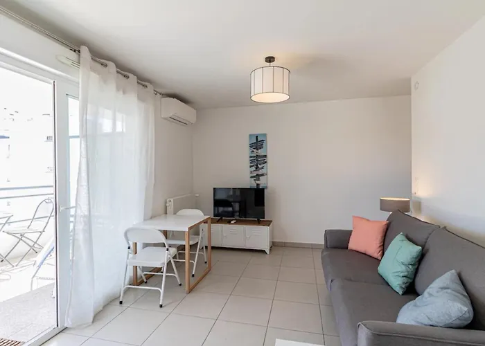 Apartament L'allegria - Peaceful - Sea - Private Car Park *