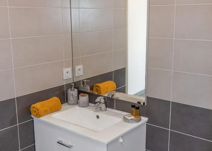 L'allegria - Peaceful - Sea - Private Car Park Apartamento Antibes